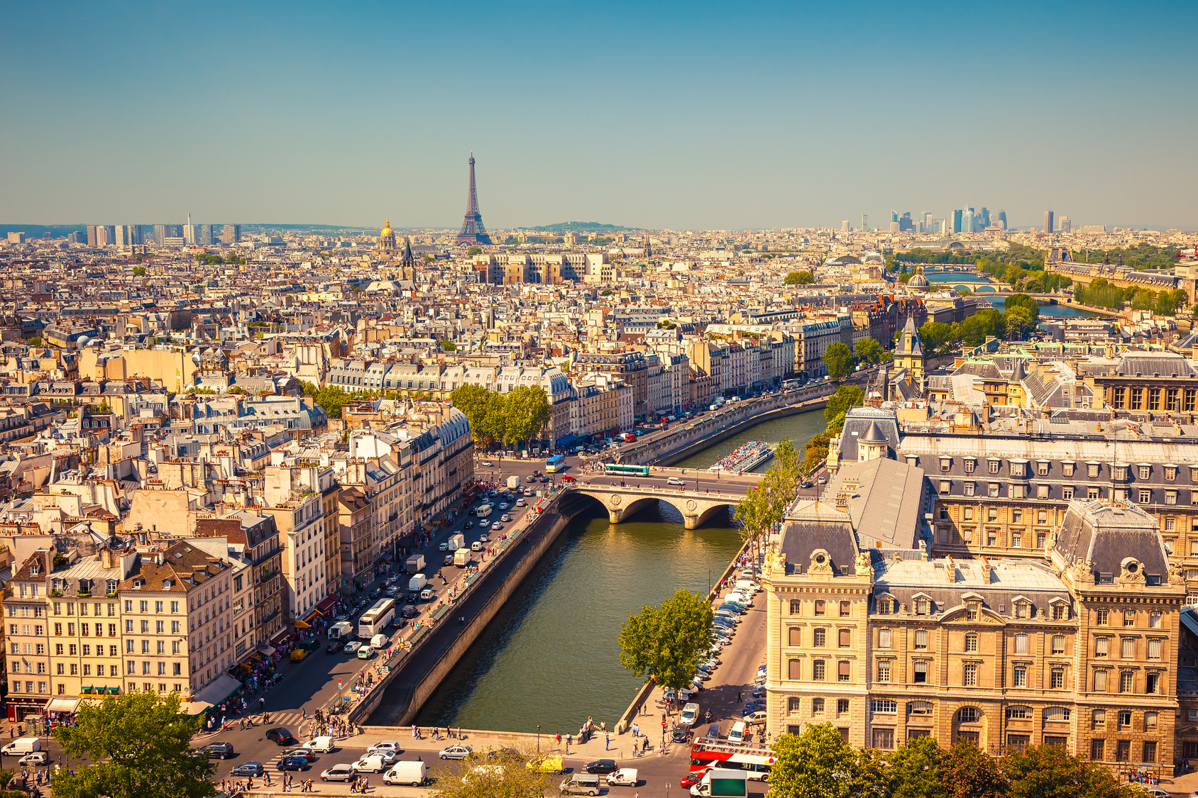 Parisi qyteti më i fuqishëm në botë për turizëm
