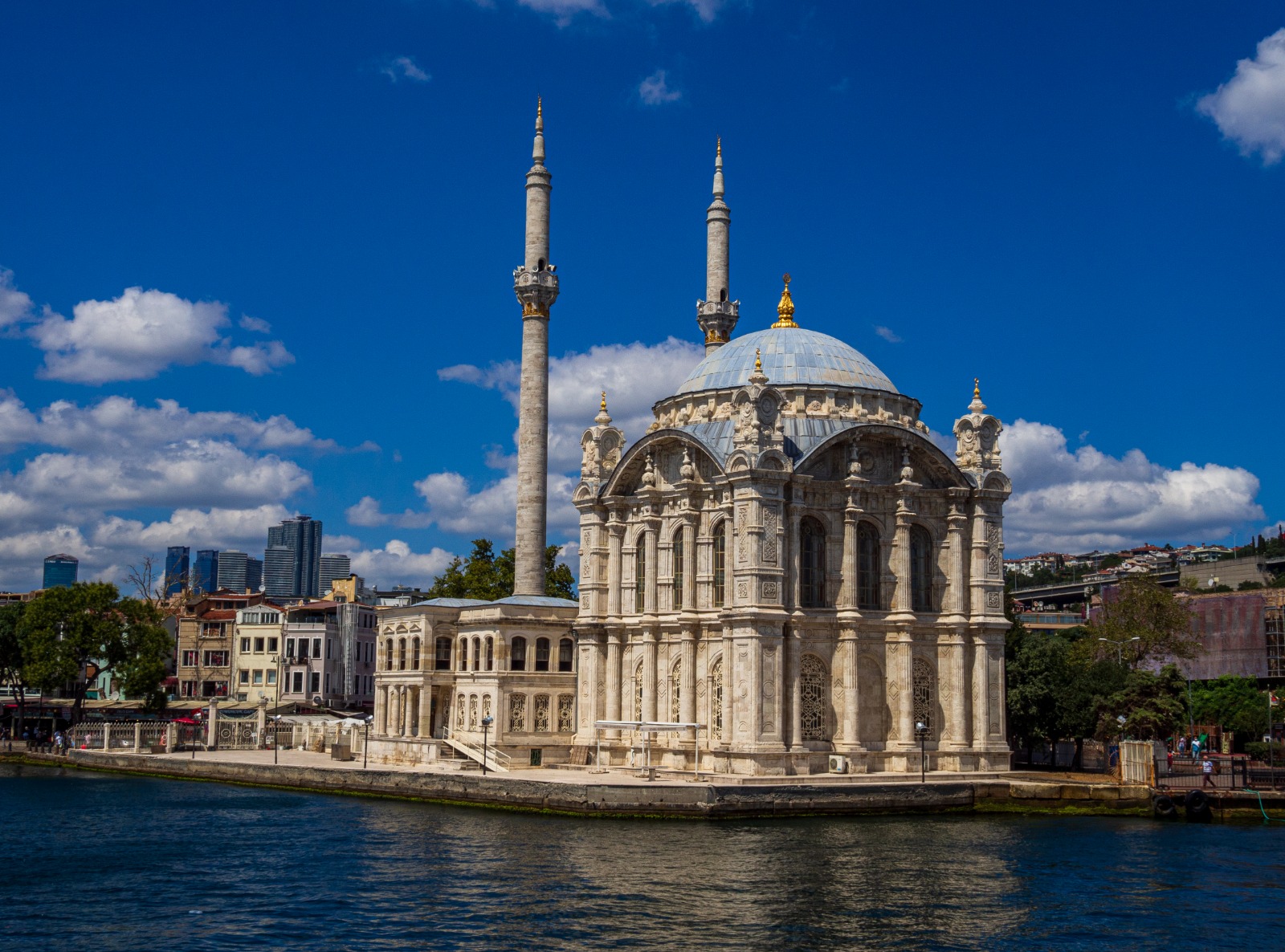 Çfarë duhet të dini për Xhaminë Ortakoy