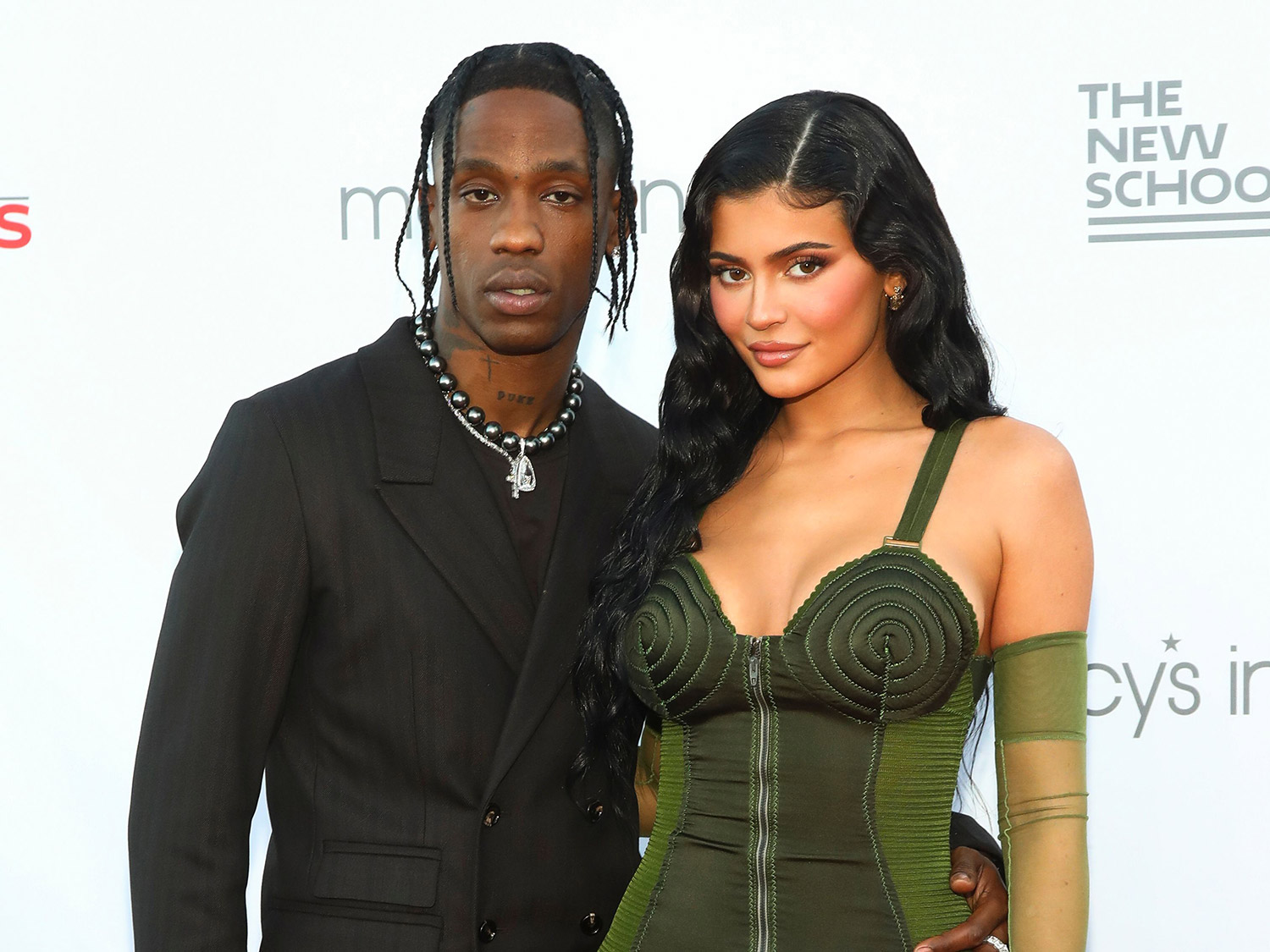 Kylie Jenner dhe Travis Scott bëjnë kërkesë për të ndryshuar ligjërisht emrin e djalit