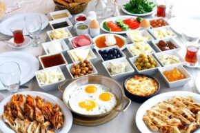 Mengjesi turk